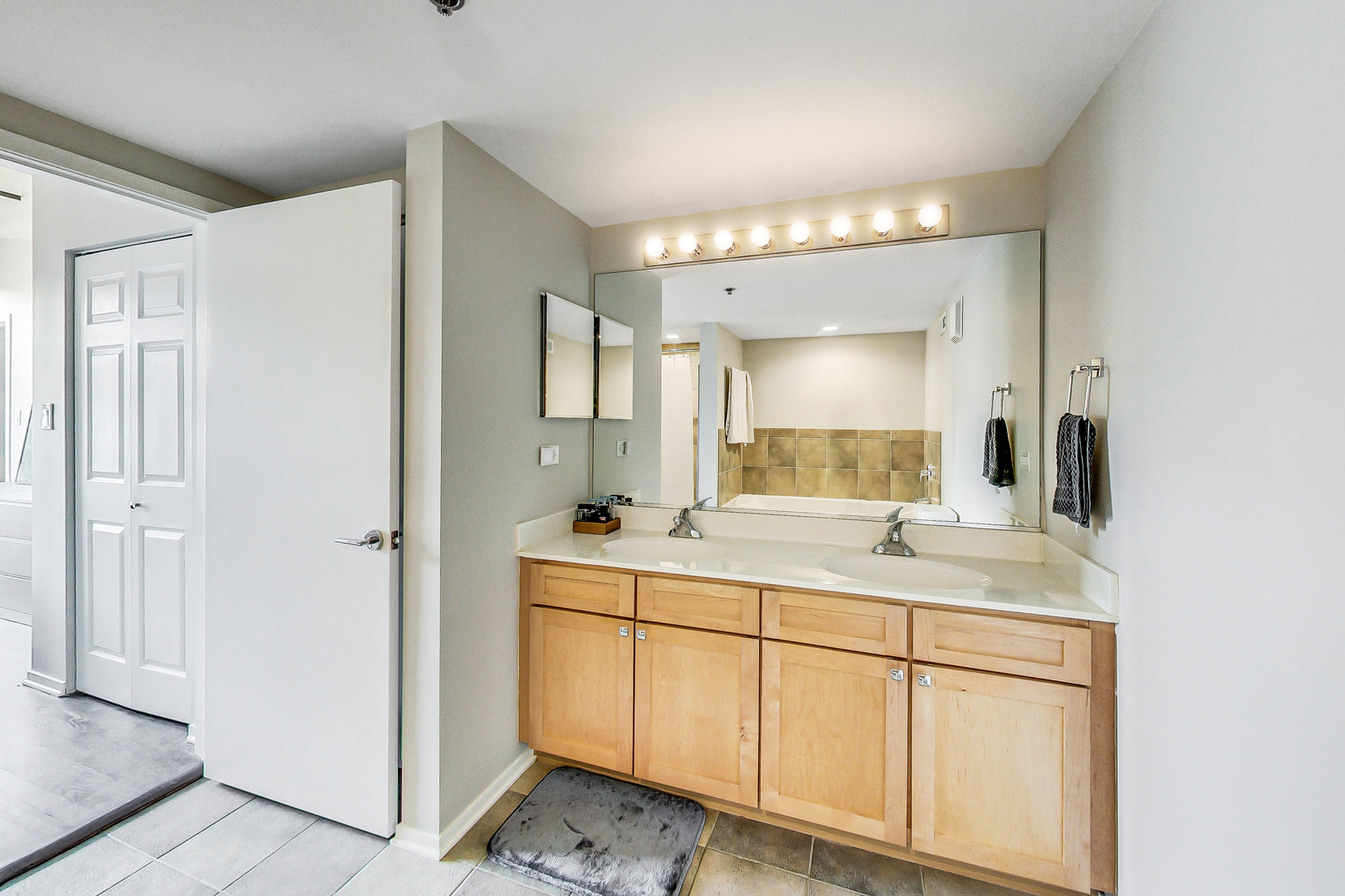 625 W Jackson Boulevard Unit: 601