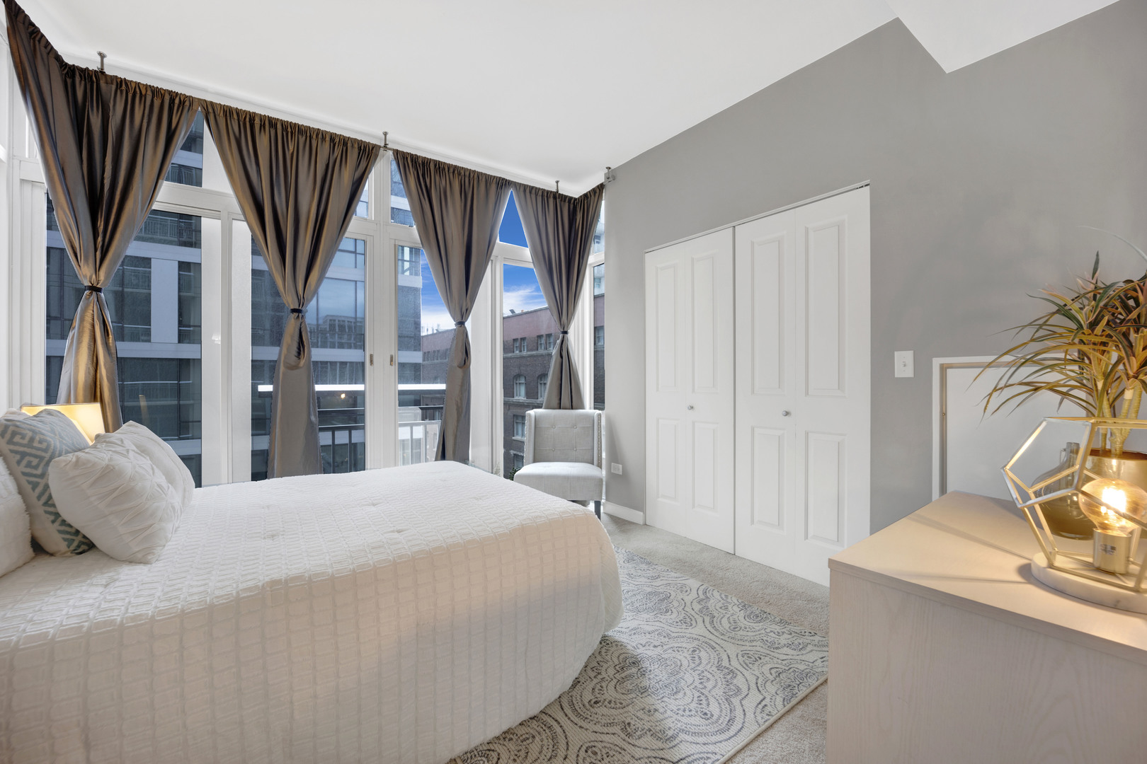 1400 S Michigan Avenue Unit: 809
