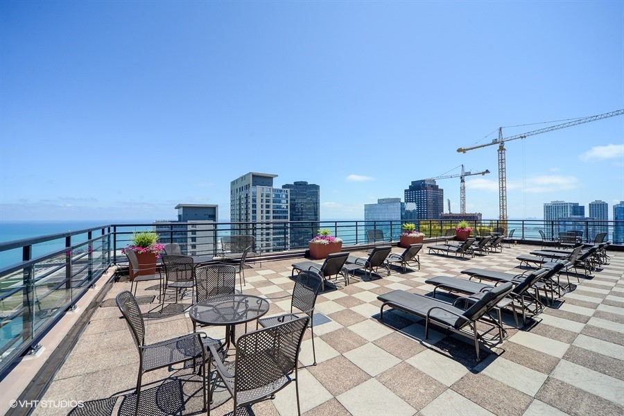 401 E ONTARIO Street Unit: 1103