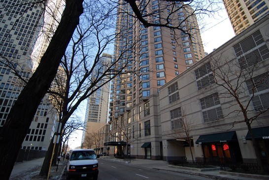 401 E ONTARIO Street Unit: 1103