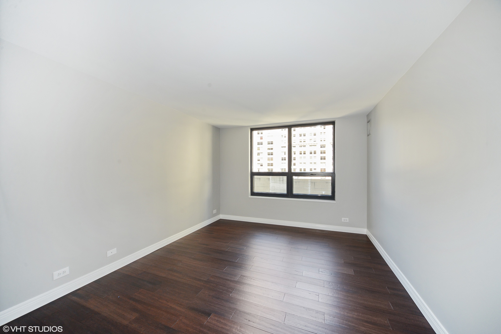 401 E ONTARIO Street Unit: 1103