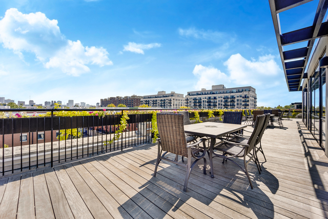 1070 W 15th Street Unit: 203