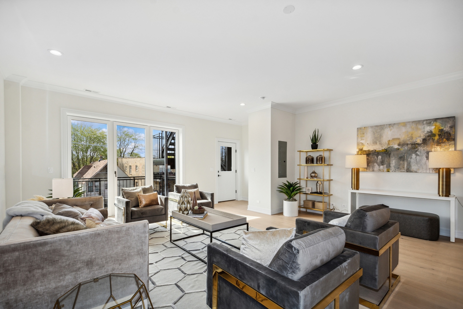 3928 N Ashland Avenue Unit: 3