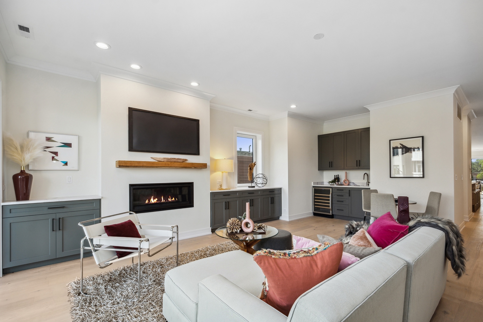 3928 N Ashland Avenue Unit: 3