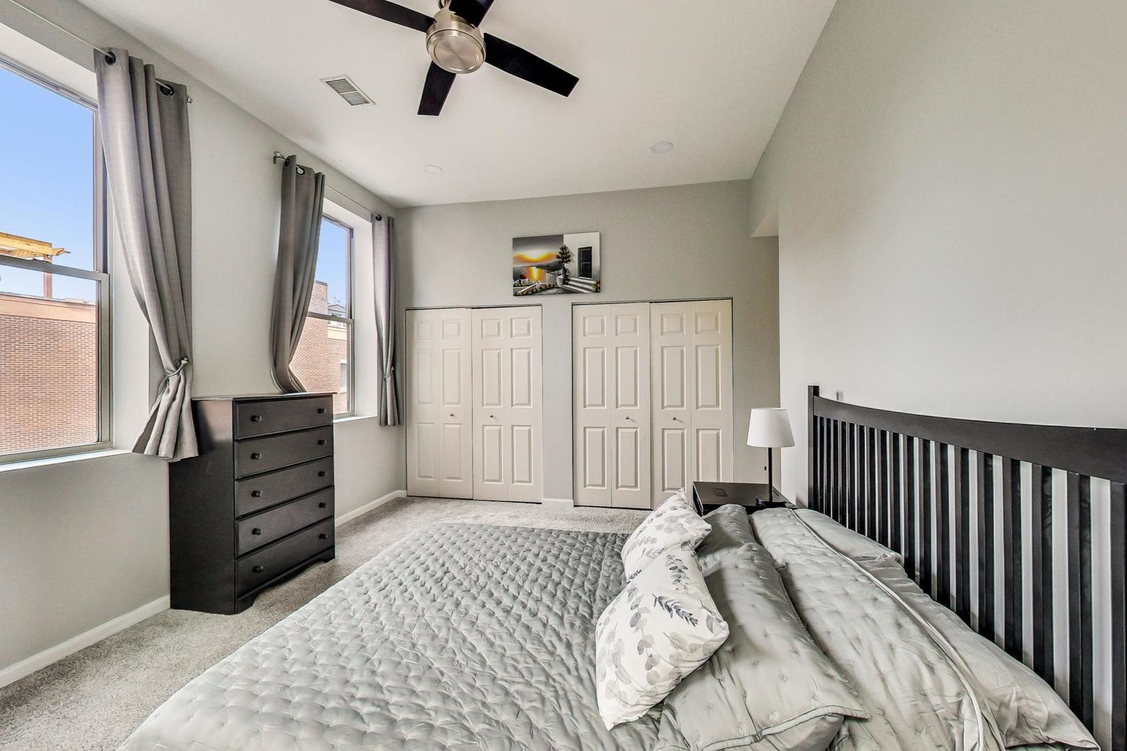 1350 W FULLERTON Avenue Unit: 311