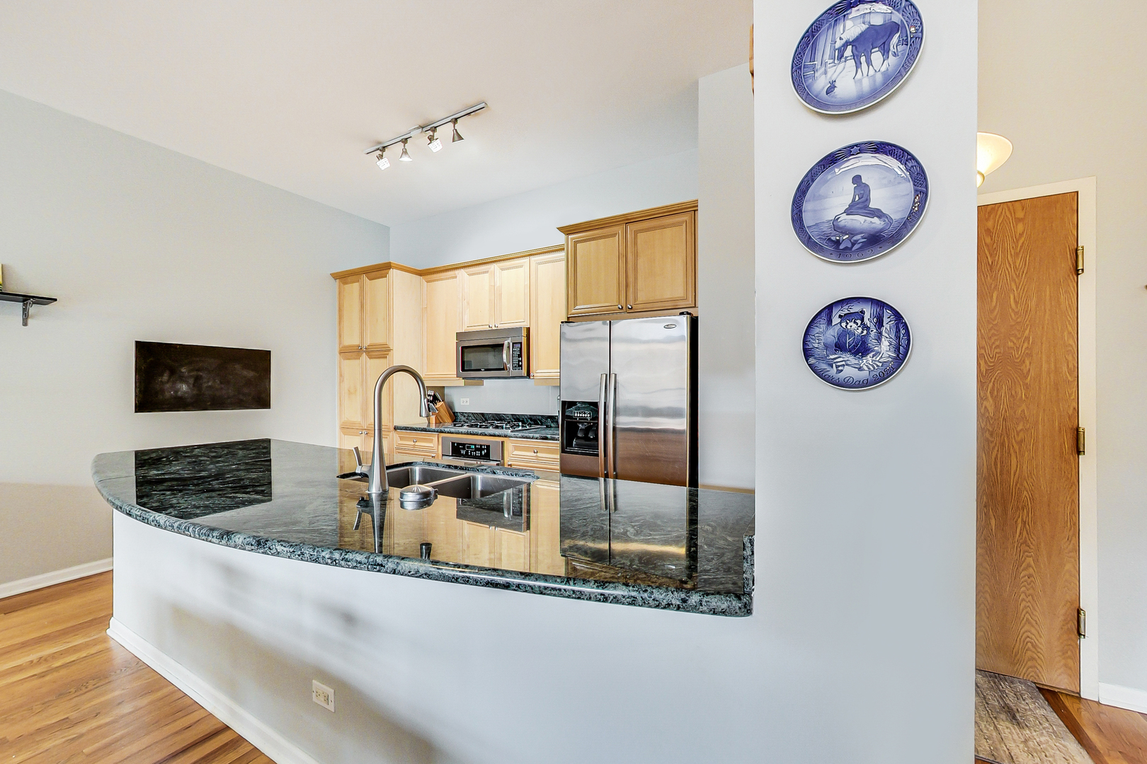 1350 W FULLERTON Avenue Unit: 311