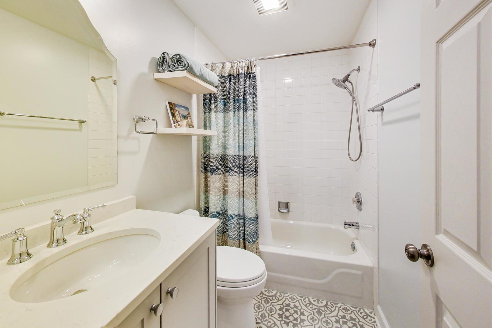 1350 W FULLERTON Avenue Unit: 311