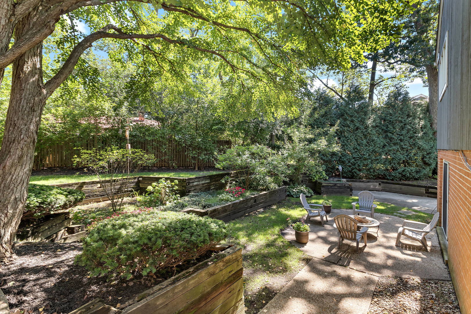 781 CARRIAGE Way