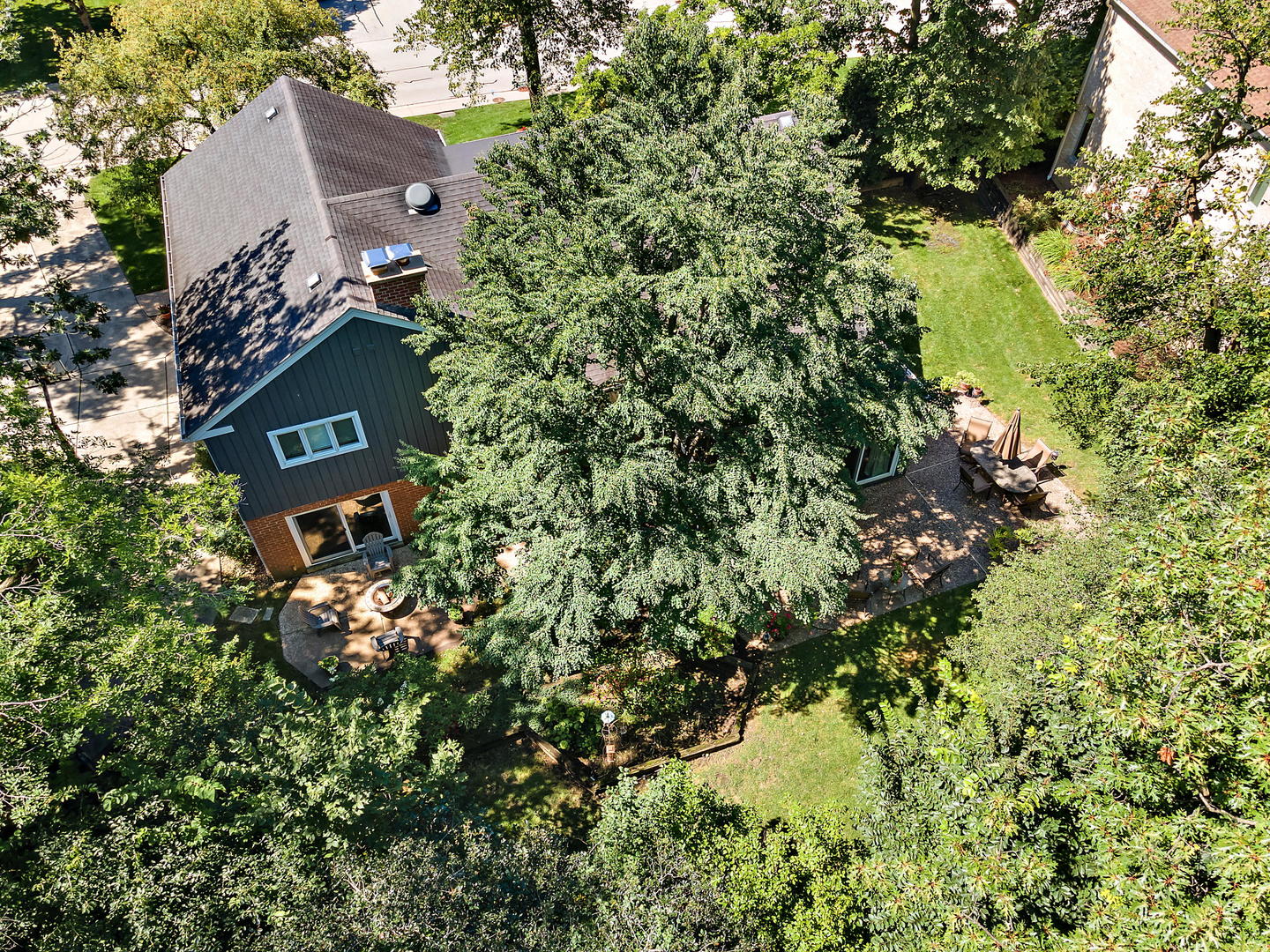 781 CARRIAGE Way