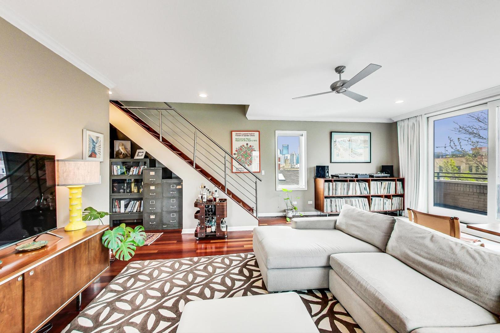 1406 W Ohio Street Unit: 3