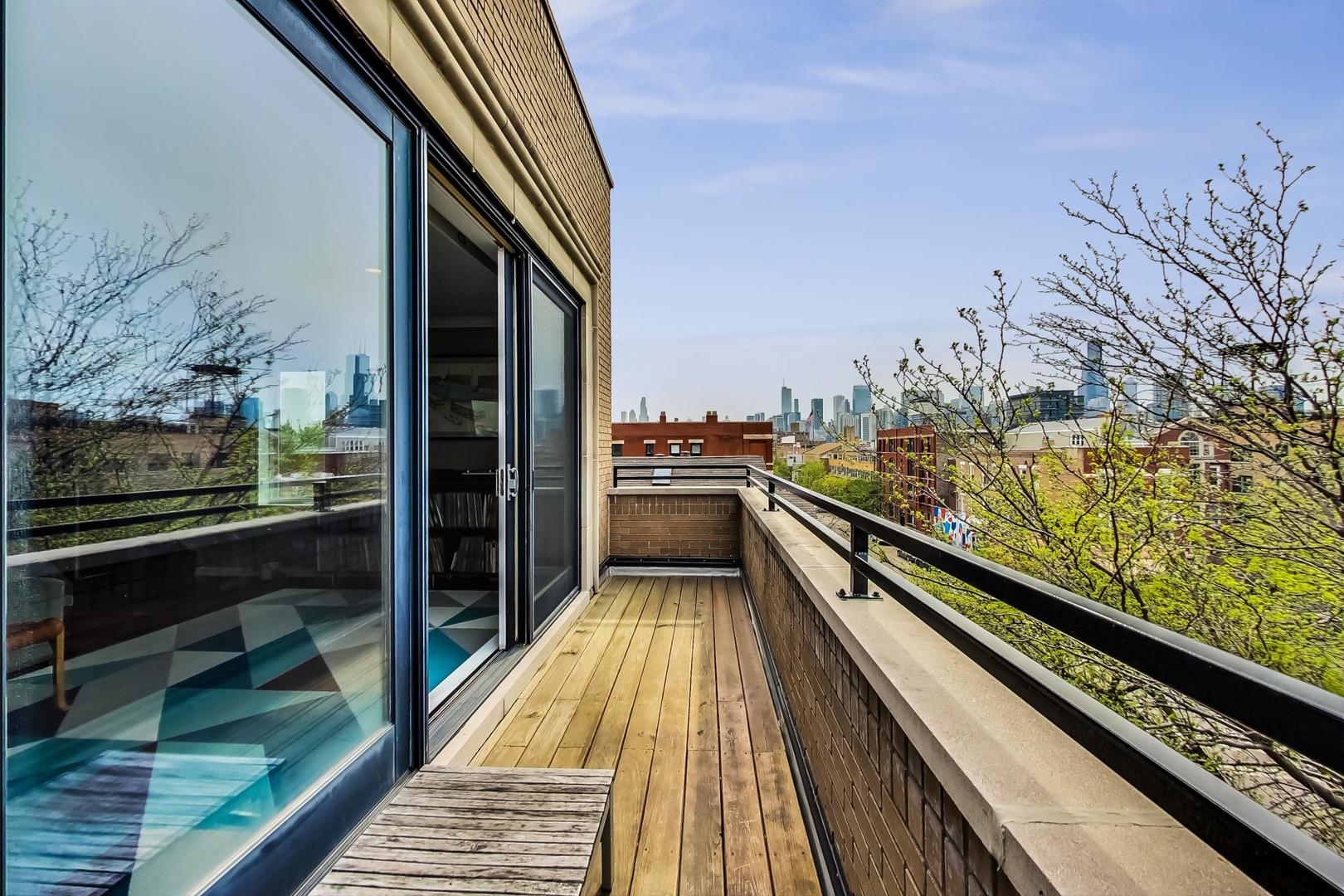 1406 W Ohio Street Unit: 3