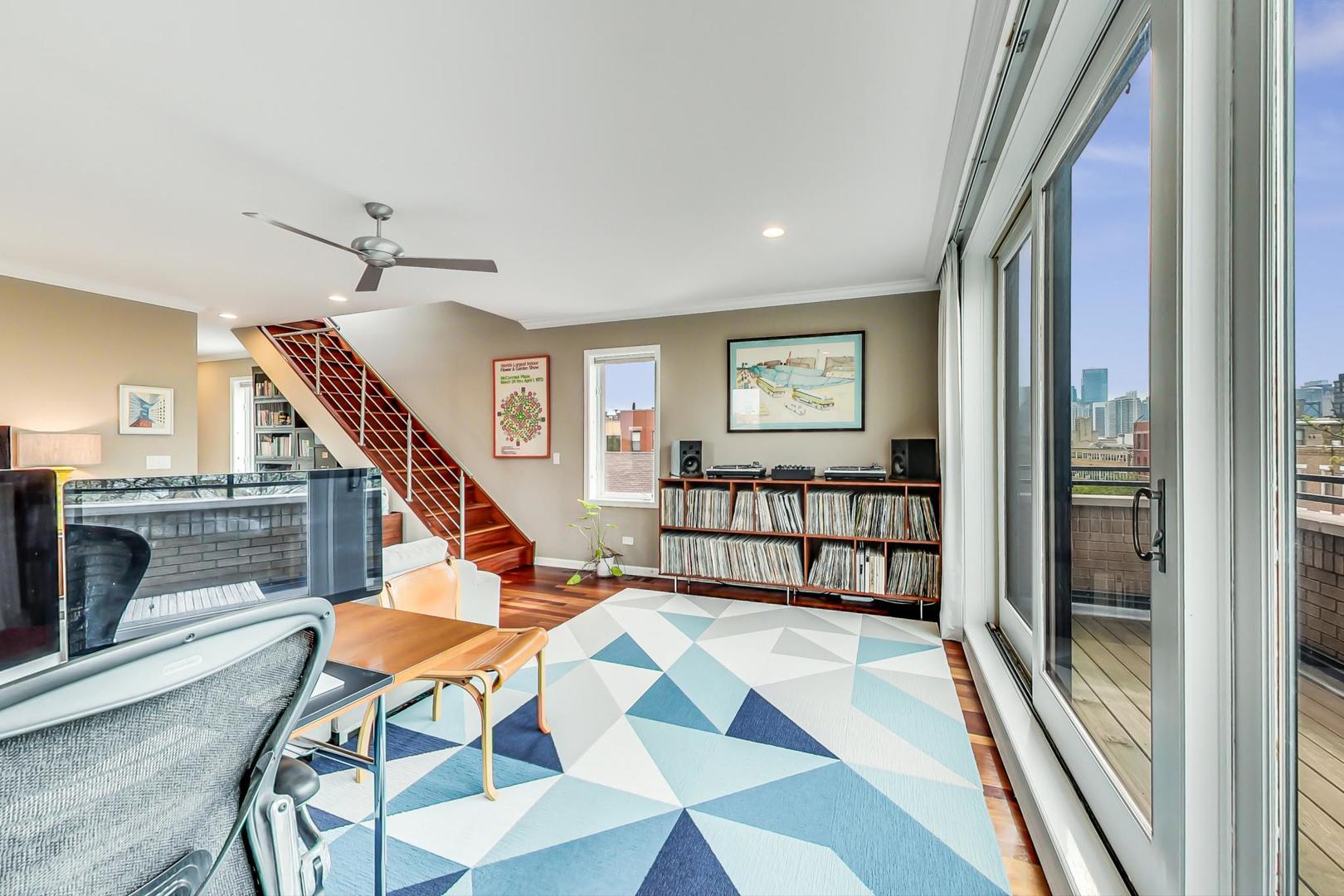 1406 W Ohio Street Unit: 3