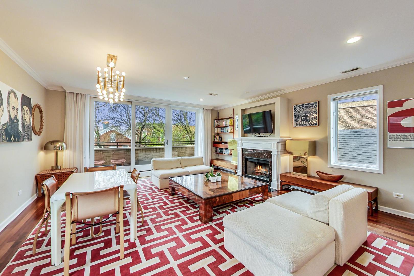 1406 W Ohio Street Unit: 3
