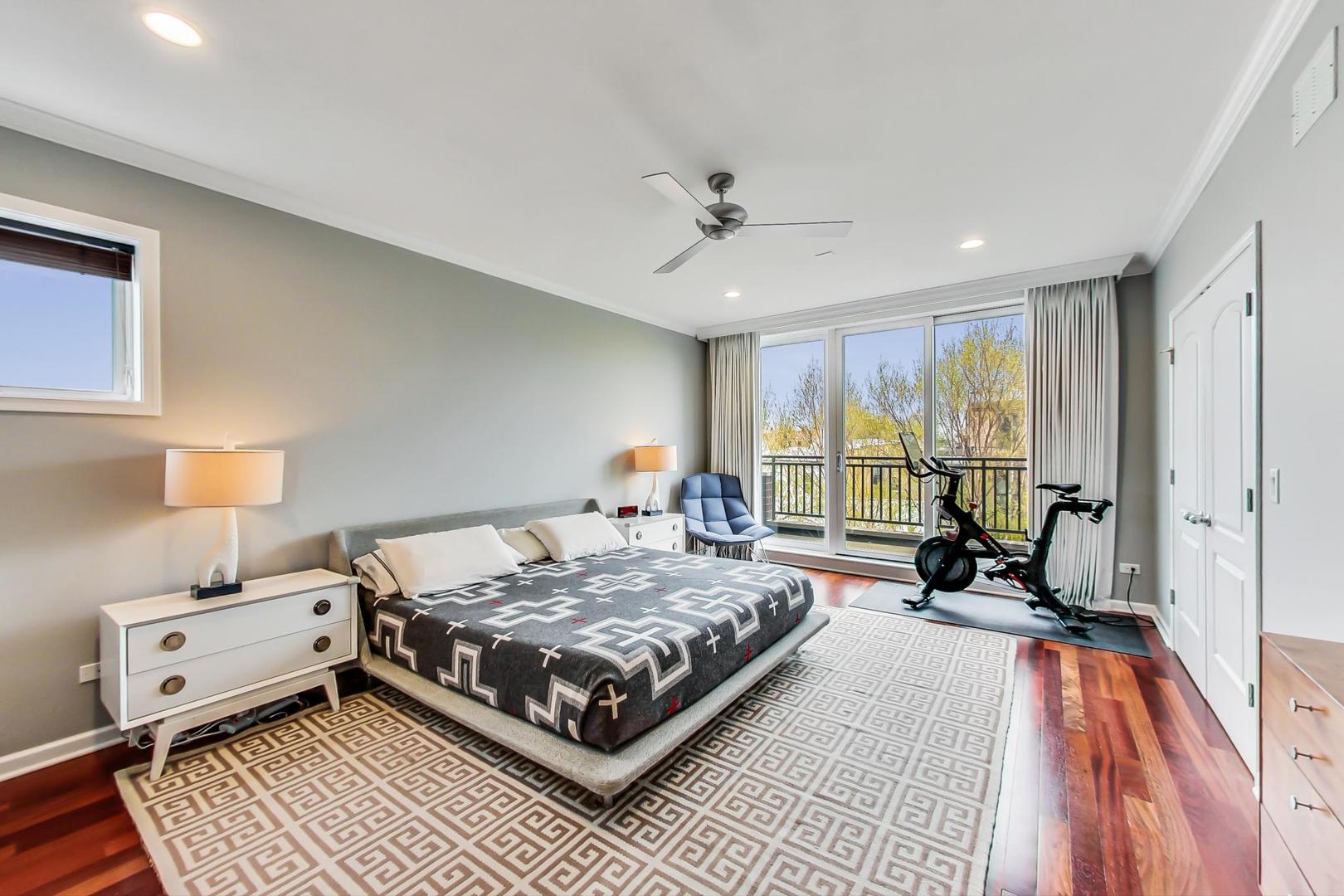 1406 W Ohio Street Unit: 3