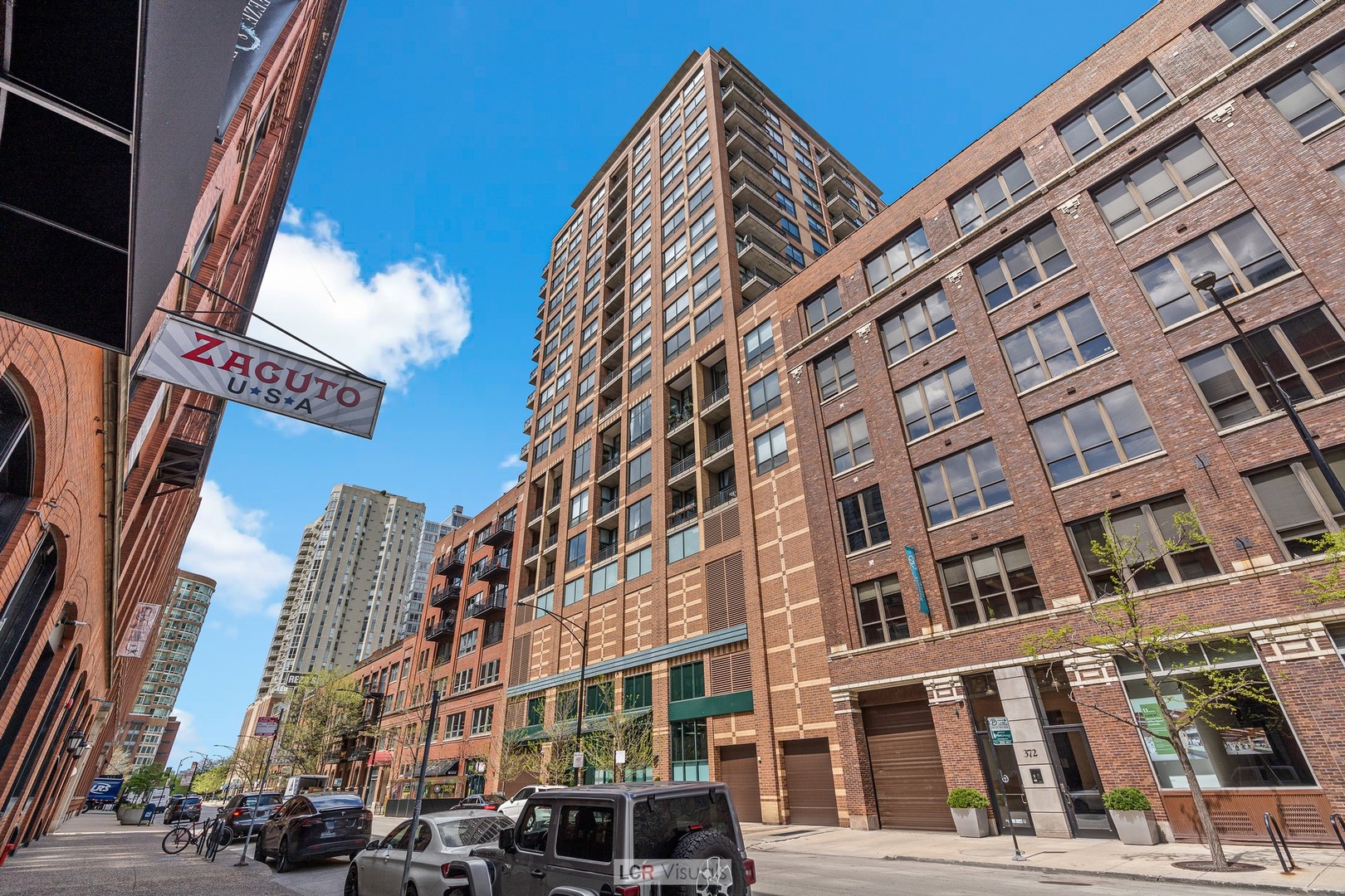400 W Ontario Street Unit: 903