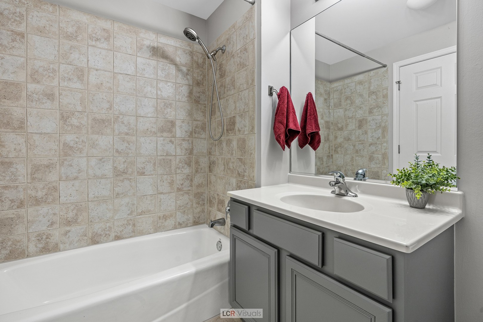 400 W Ontario Street Unit: 903