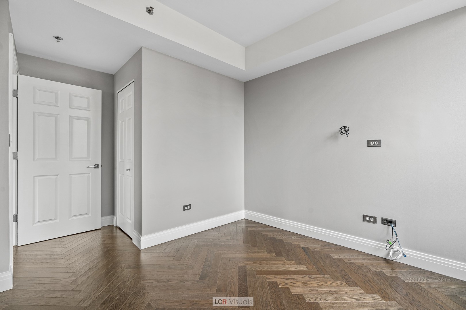 400 W Ontario Street Unit: 903