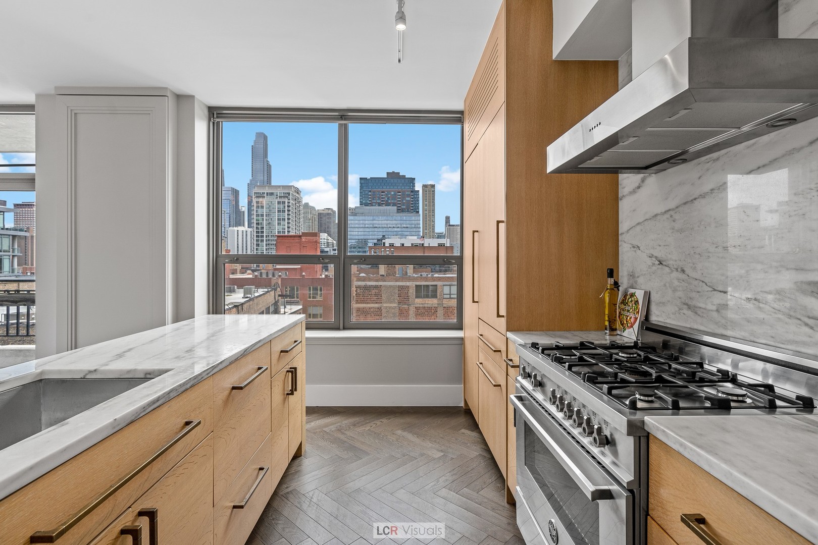 400 W Ontario Street Unit: 903