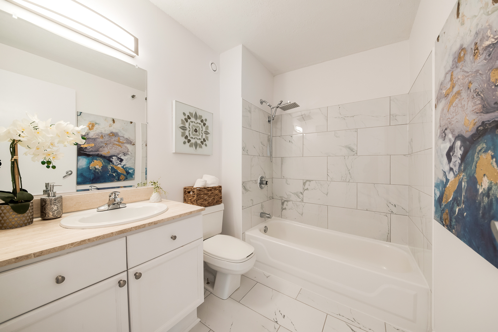 195 N HARBOR Drive Unit: 4407