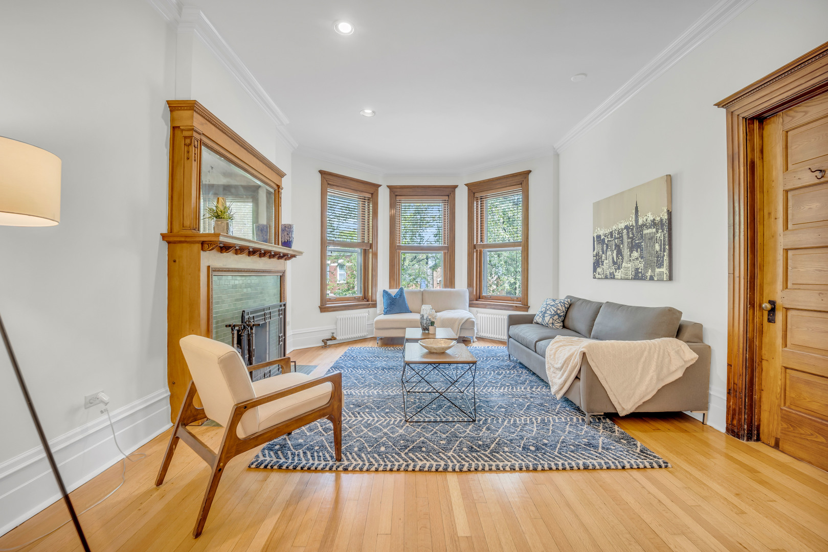 845 W Wolfram Street Unit: B