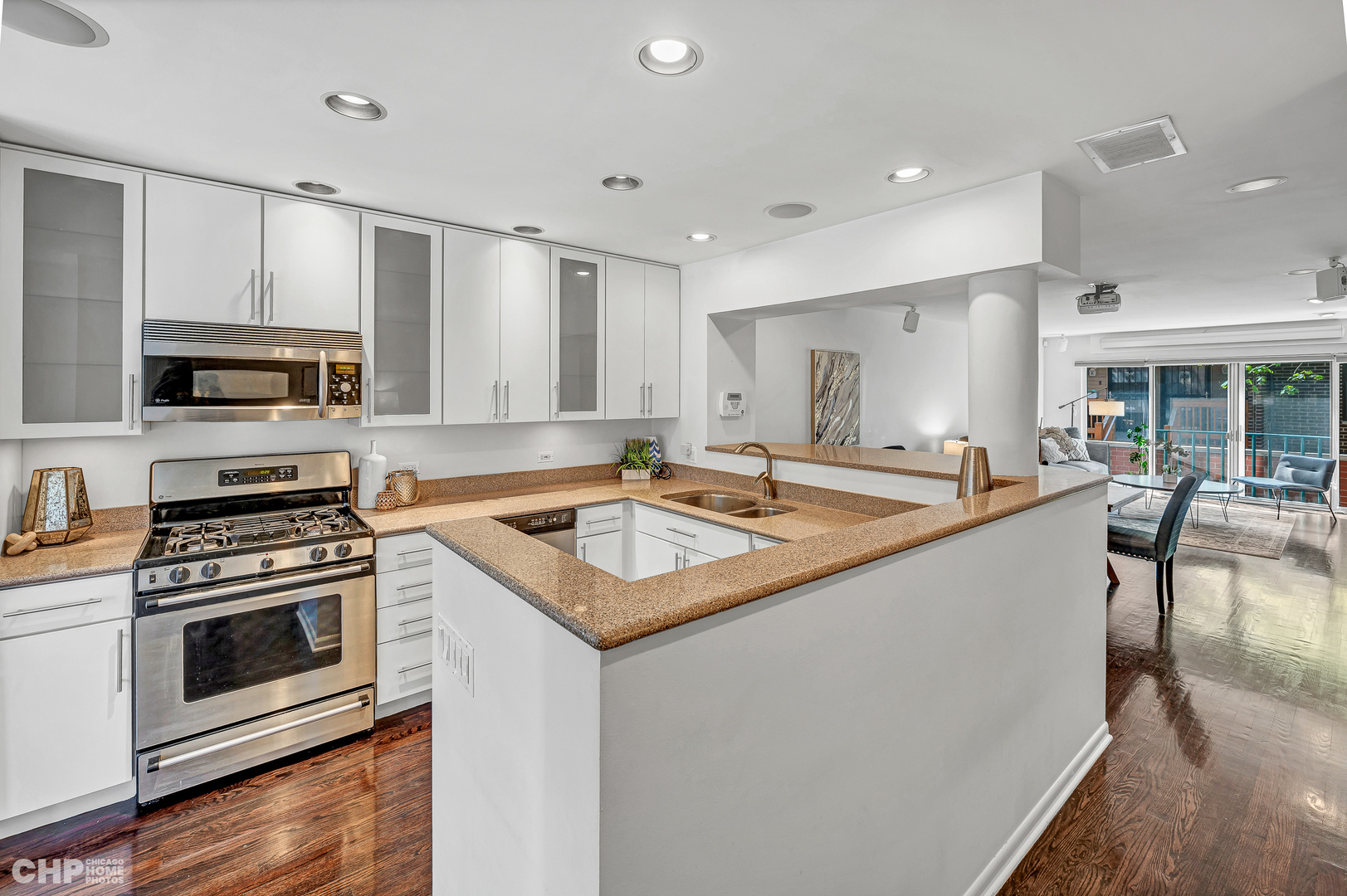 641 W Willow Street Unit: 121