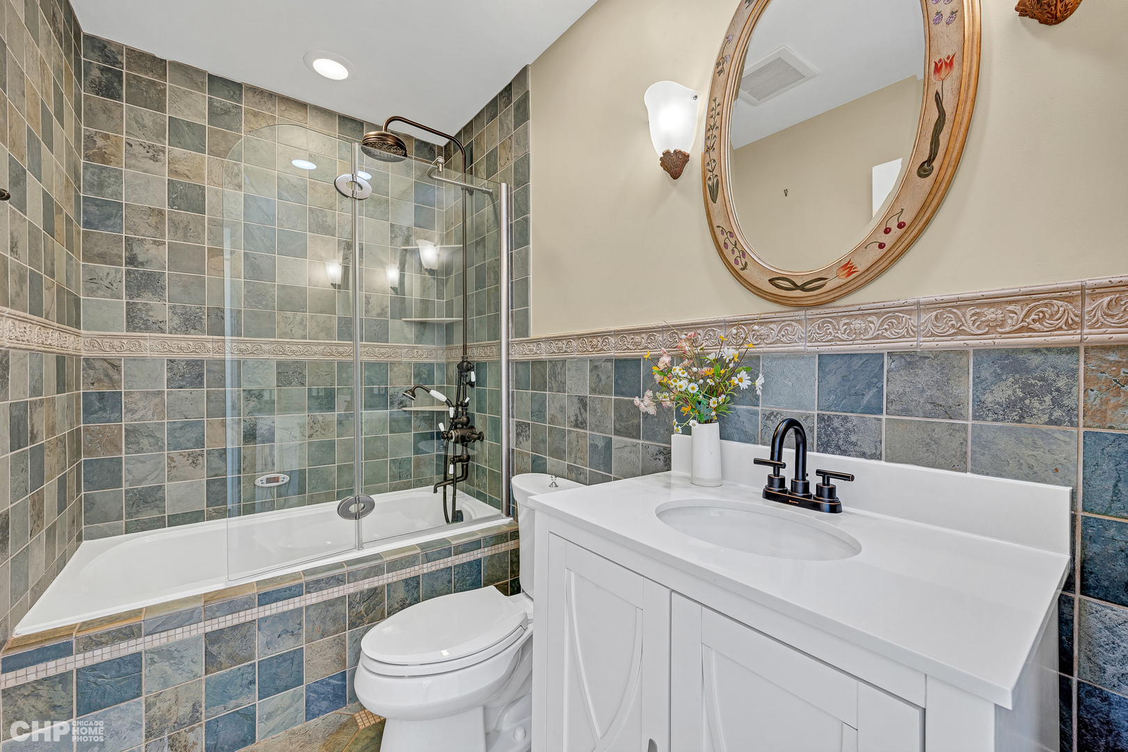 641 W Willow Street Unit: 121