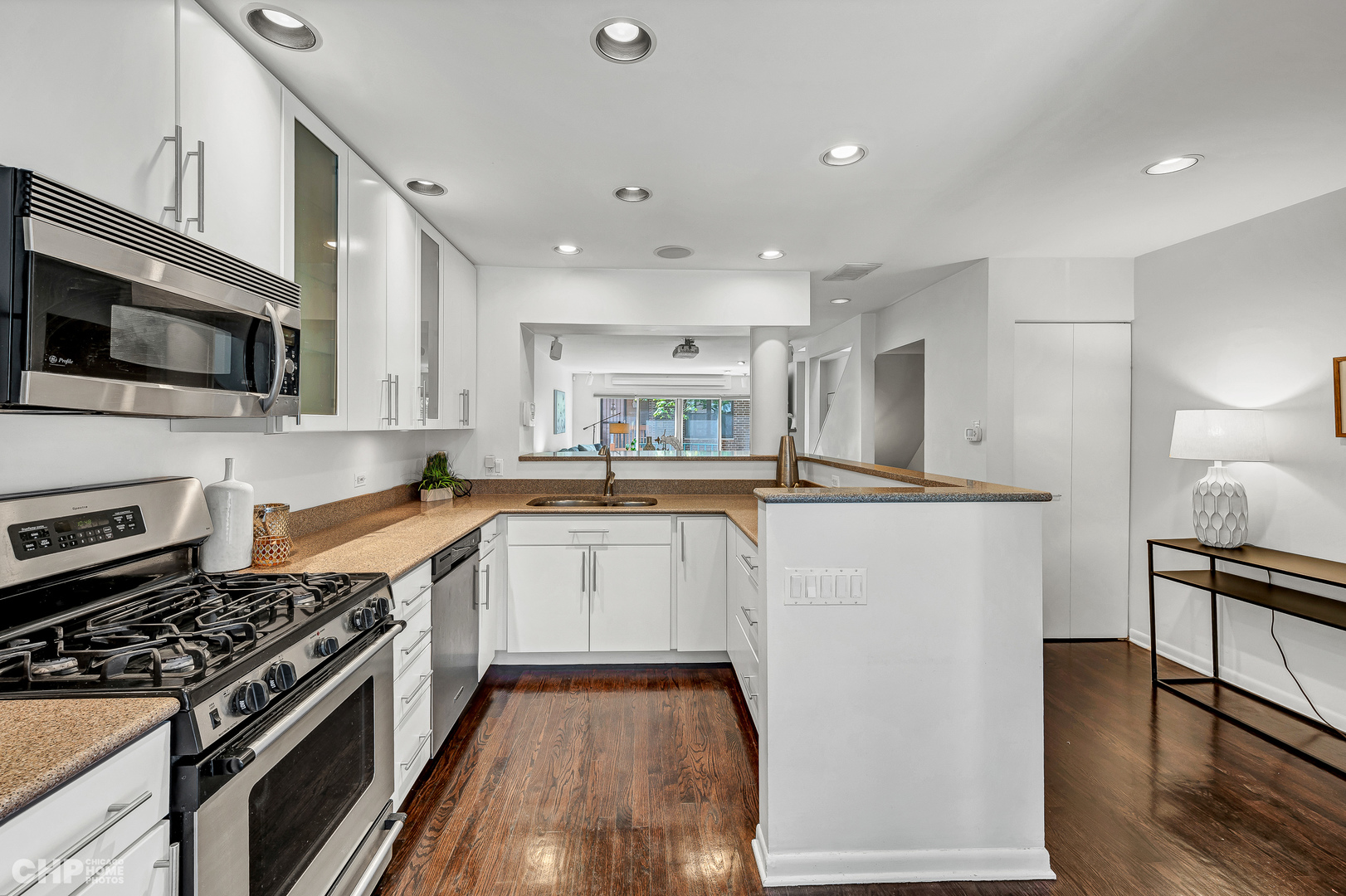 641 W Willow Street Unit: 121
