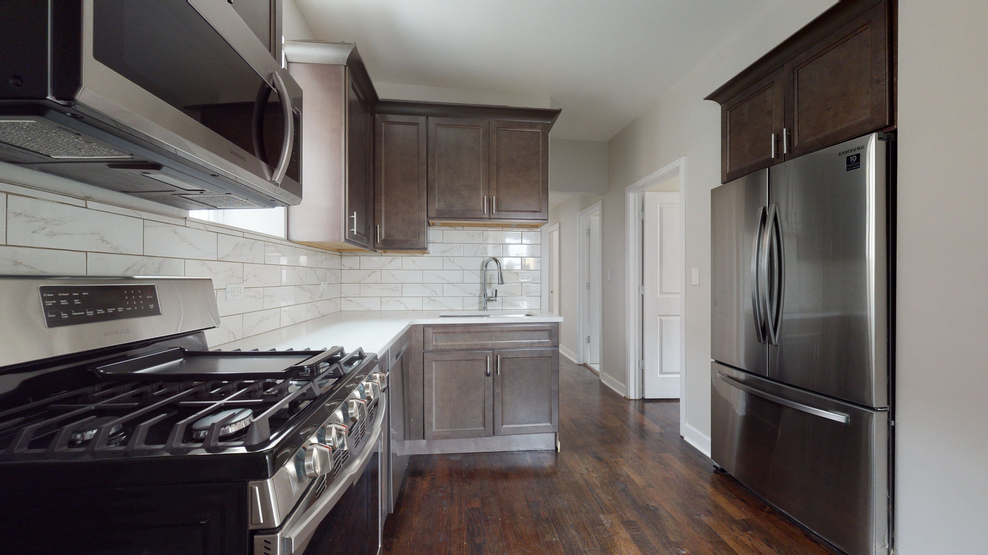 2038 W Estes Avenue Unit: 2