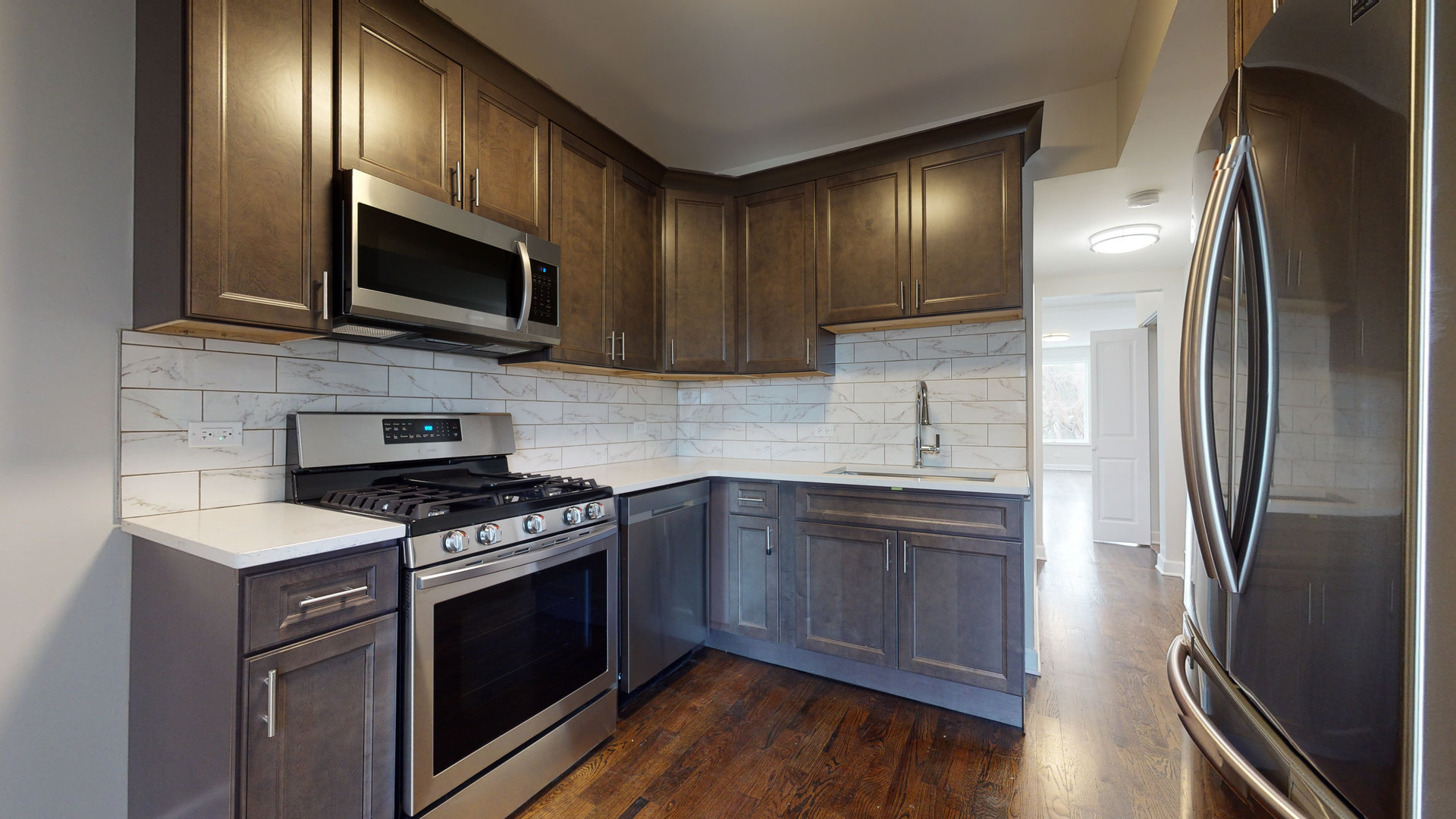 2038 W Estes Avenue Unit: 2