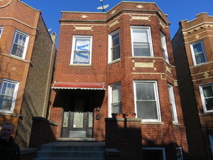 2130 W Iowa Street Unit: 1R