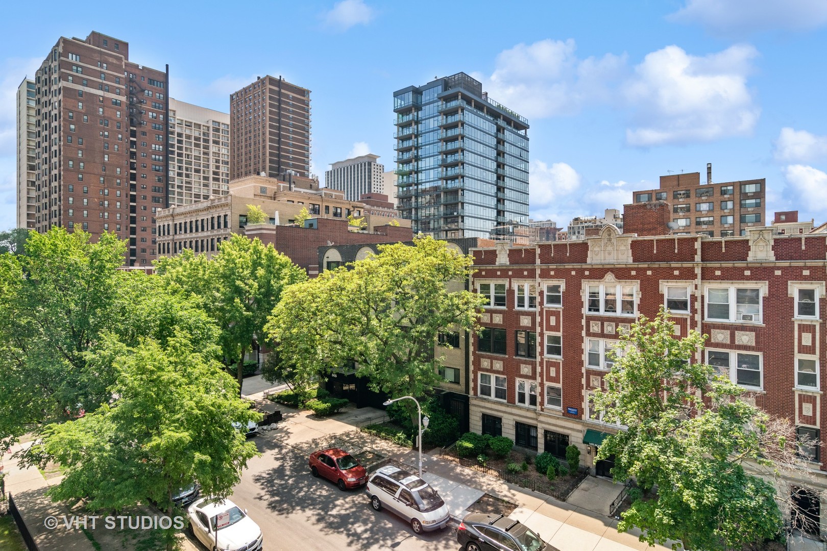 508 W Melrose Street Unit: 4A