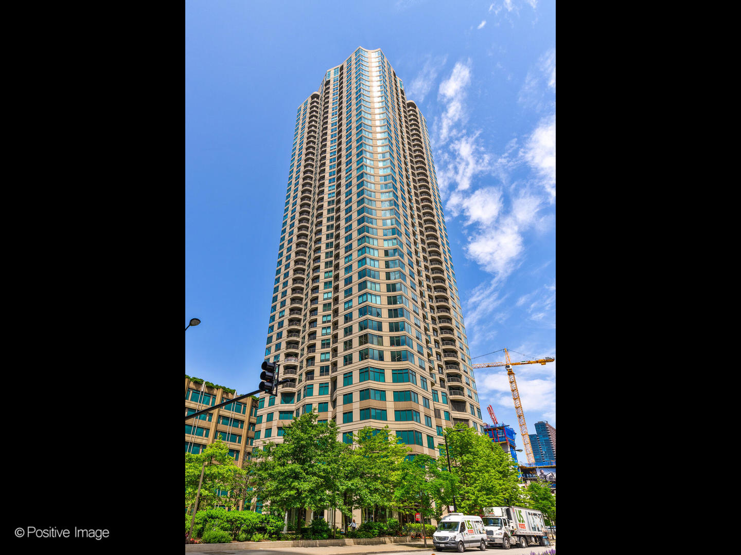 400 N La Salle Drive Unit: 912