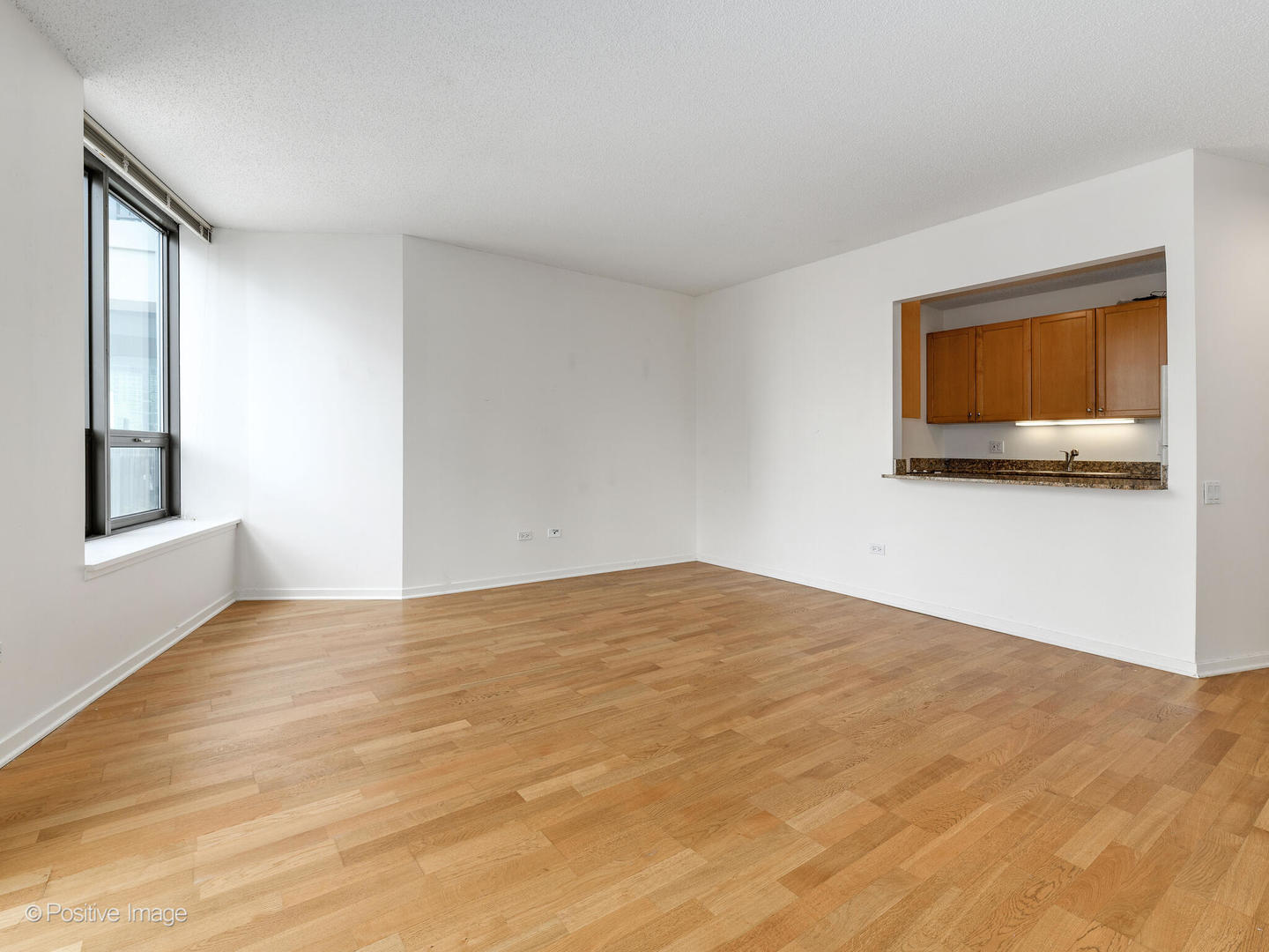 400 N La Salle Drive Unit: 912