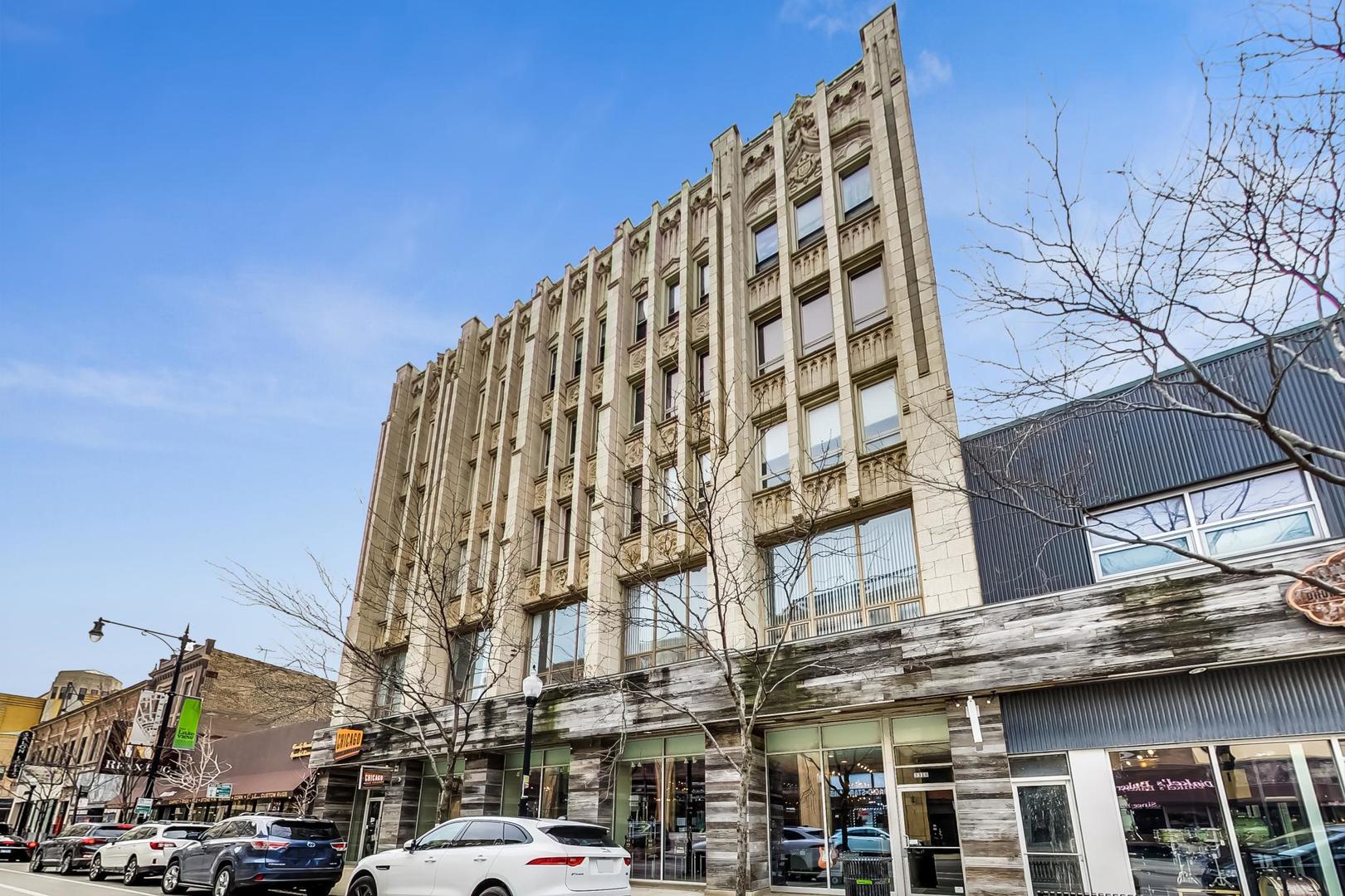 3323 N Paulina Street Unit: 2E