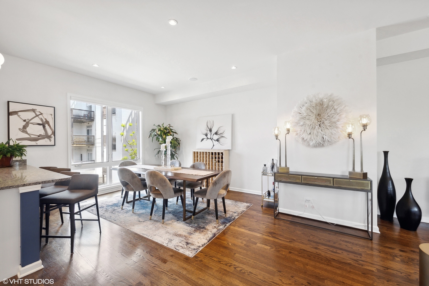 1738 W Diversey Parkway Unit: 5