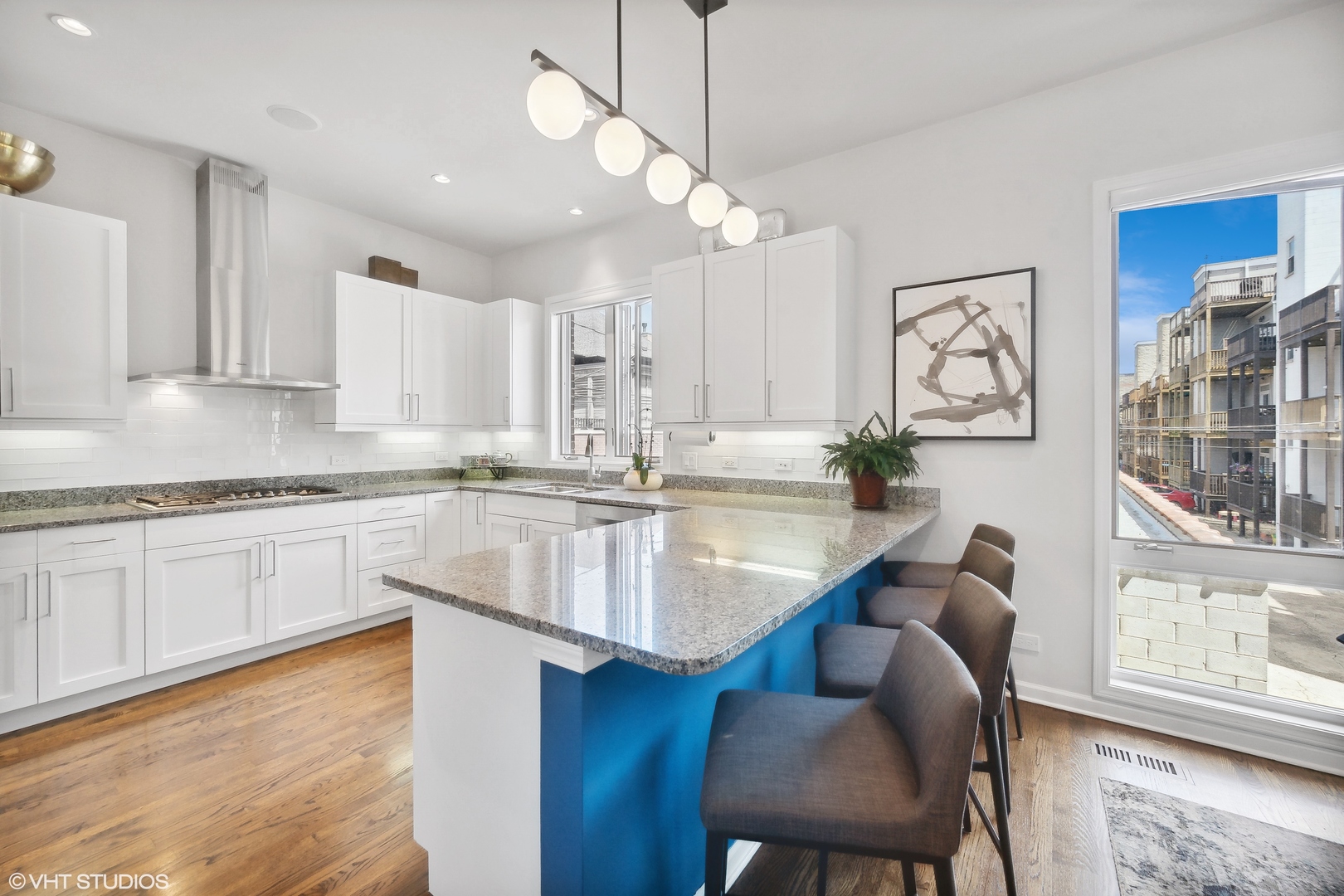 1738 W Diversey Parkway Unit: 5