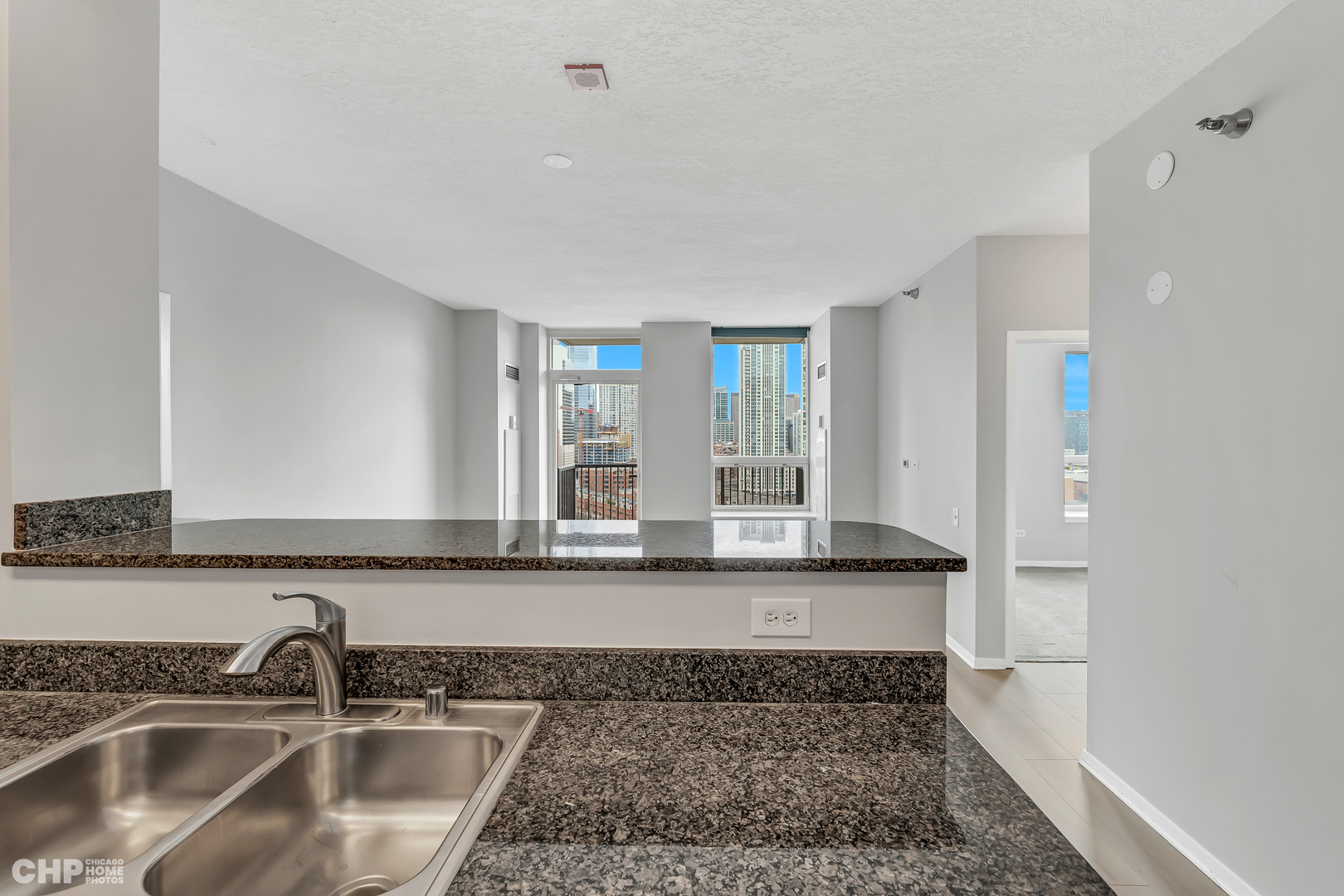 600 N Kingsbury Street Unit: 1712