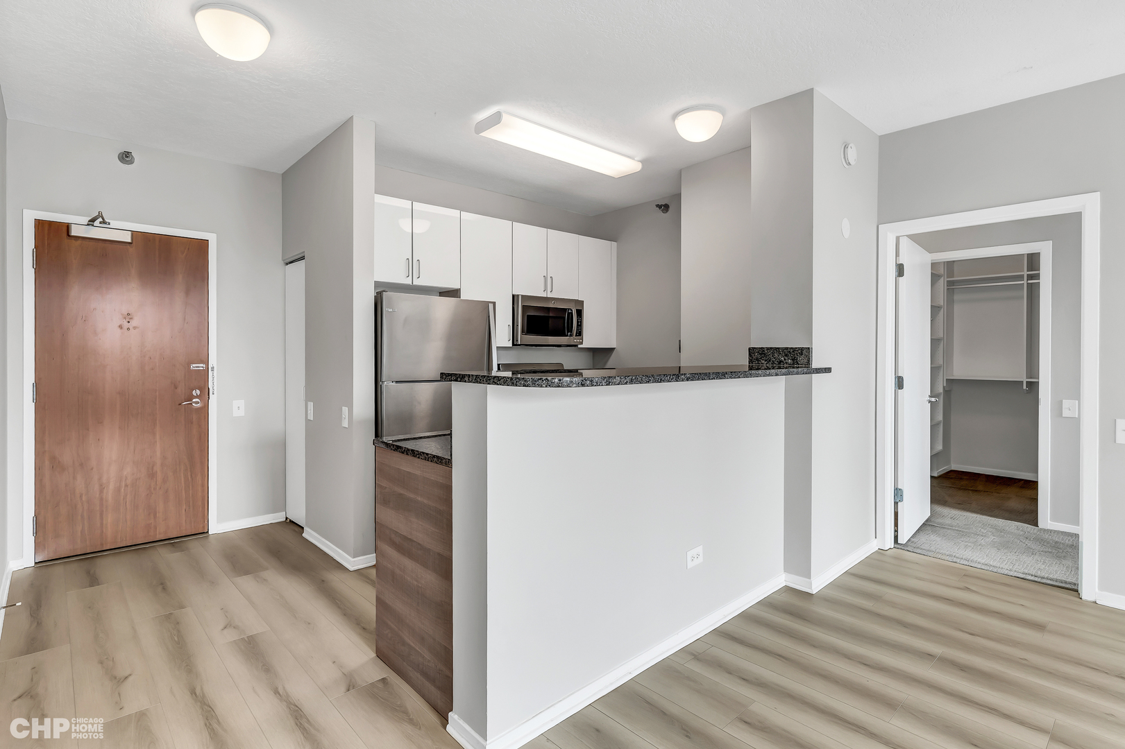 600 N Kingsbury Street Unit: 1712