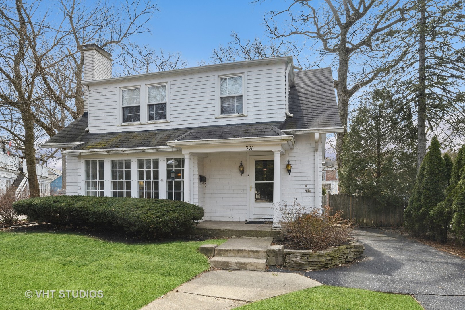 996 Chatfield Road