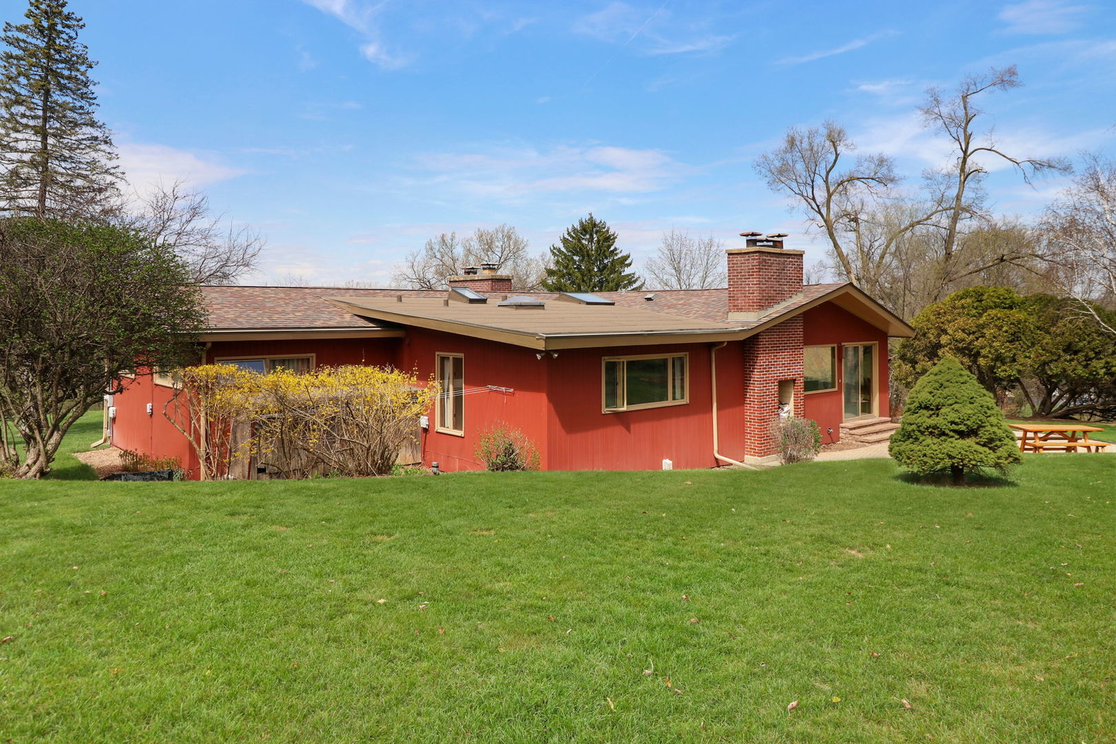 455 Maplewood Drive