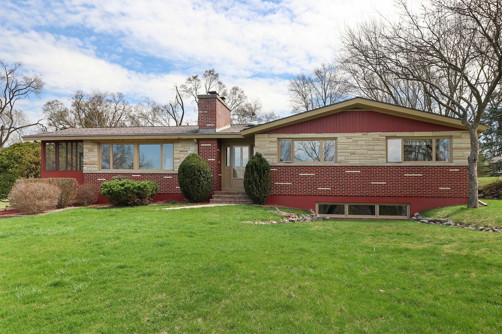 455 Maplewood Drive