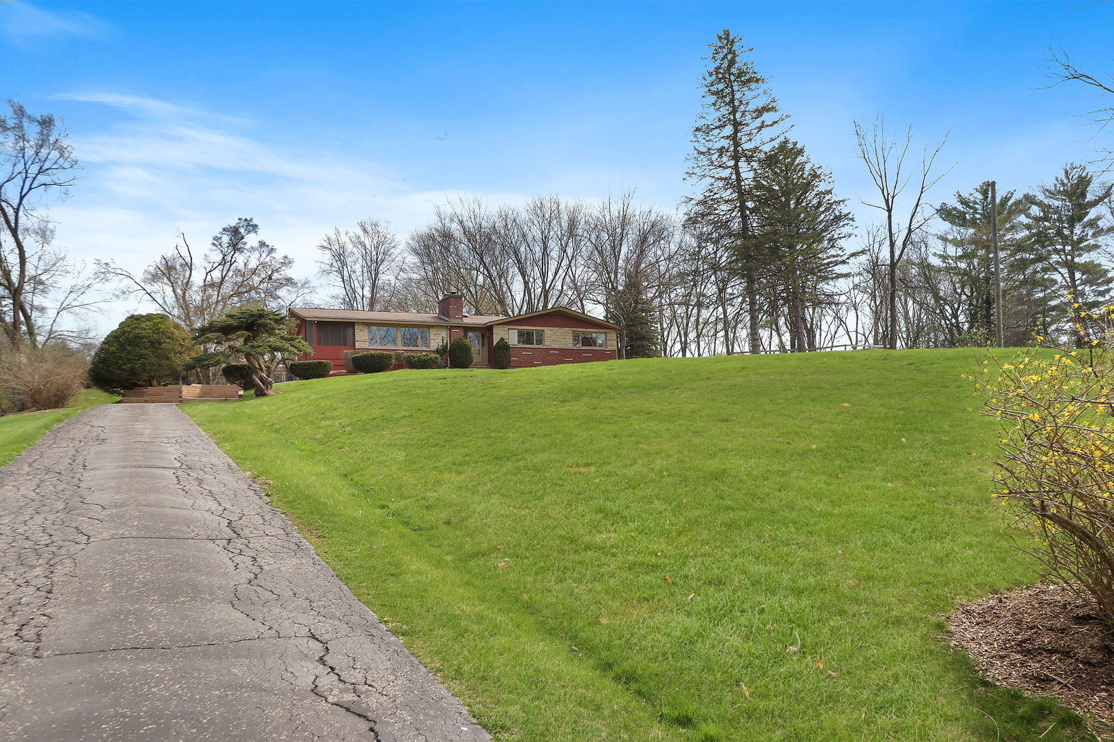 455 Maplewood Drive