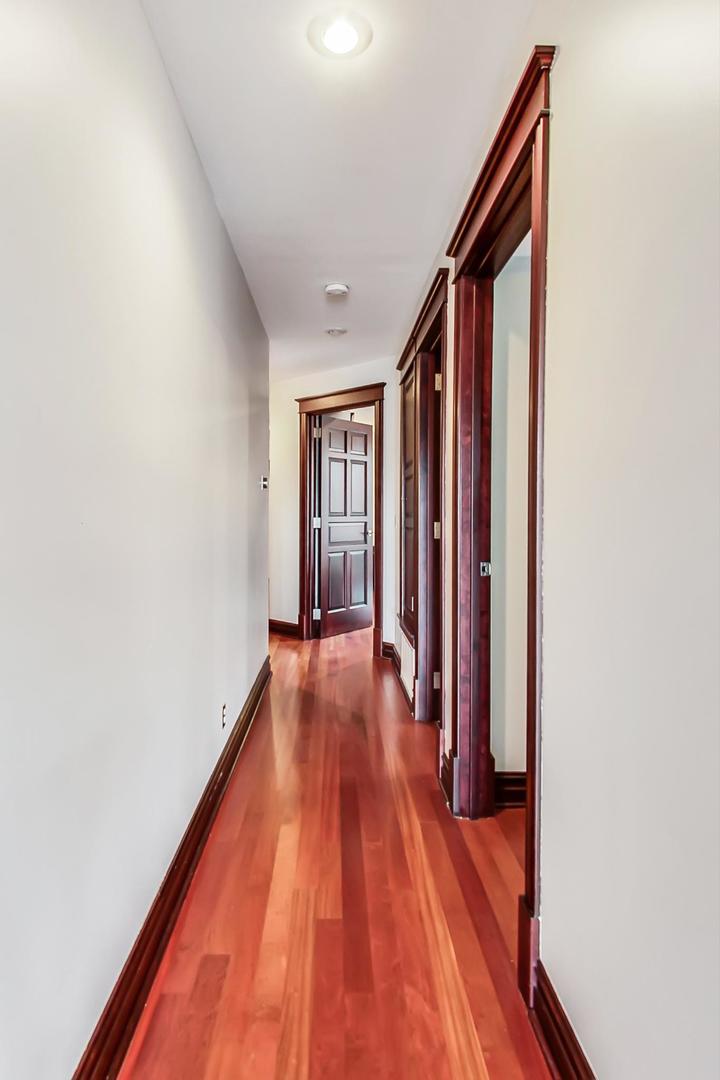 3106 W LYNDALE Street Unit: 4A