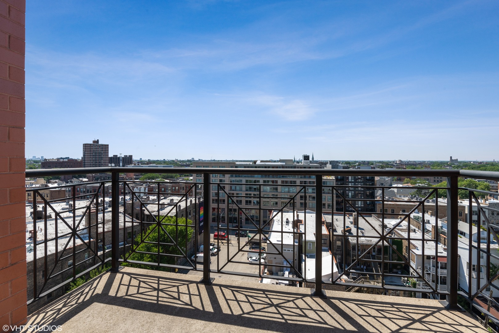 3232 N Halsted Street Unit: 1004