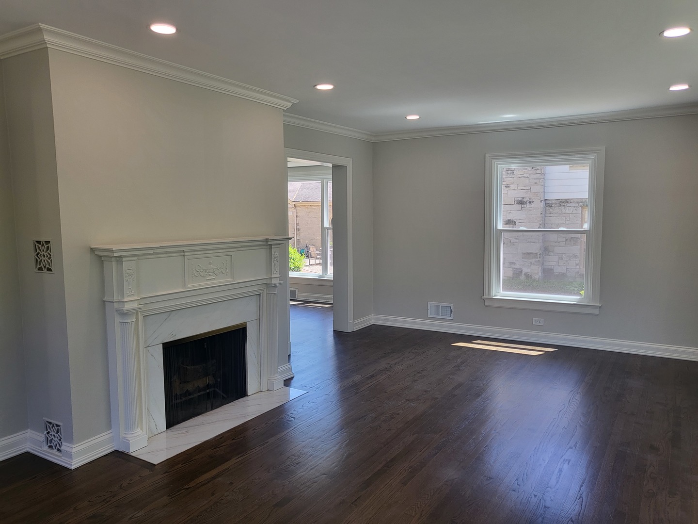 9539 Central Park Avenue