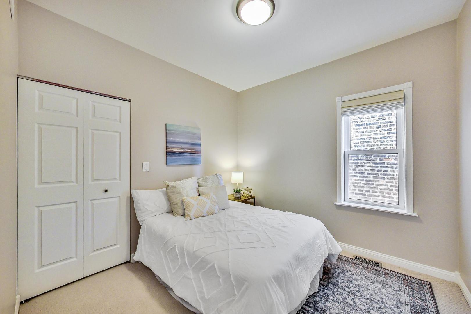 1428 N Elk Grove Avenue