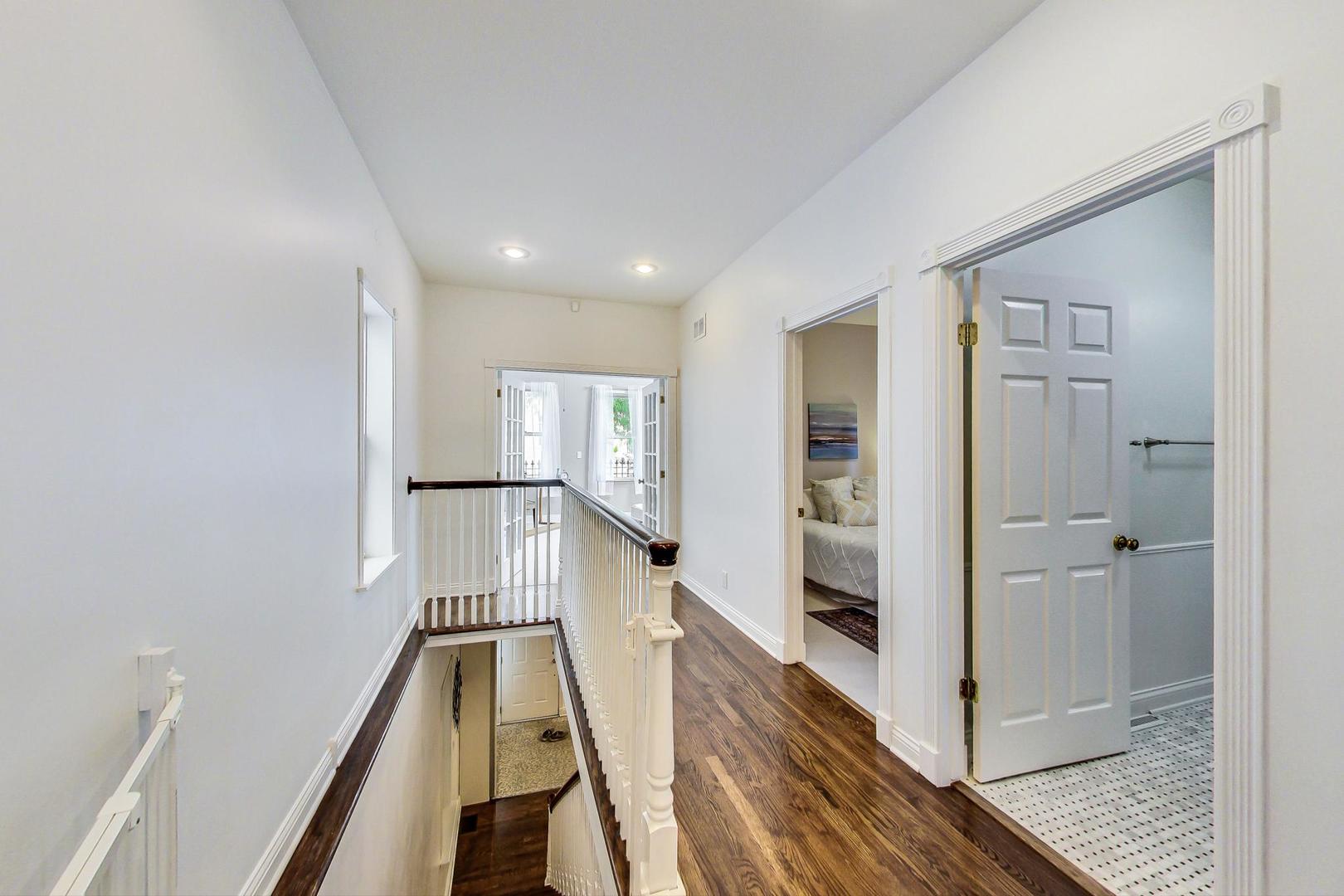 1428 N Elk Grove Avenue