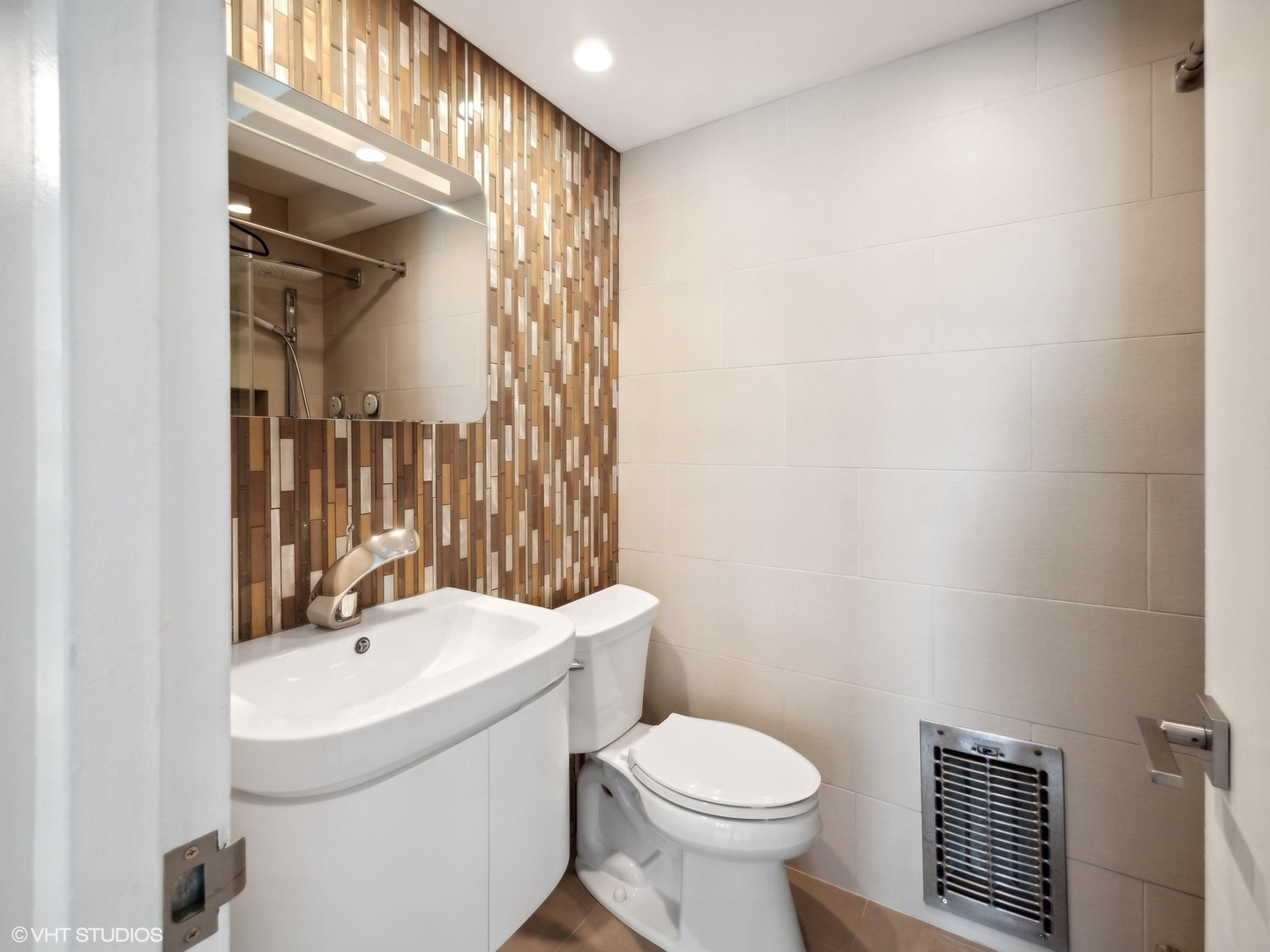 900 N LAKE SHORE Drive Unit: 509