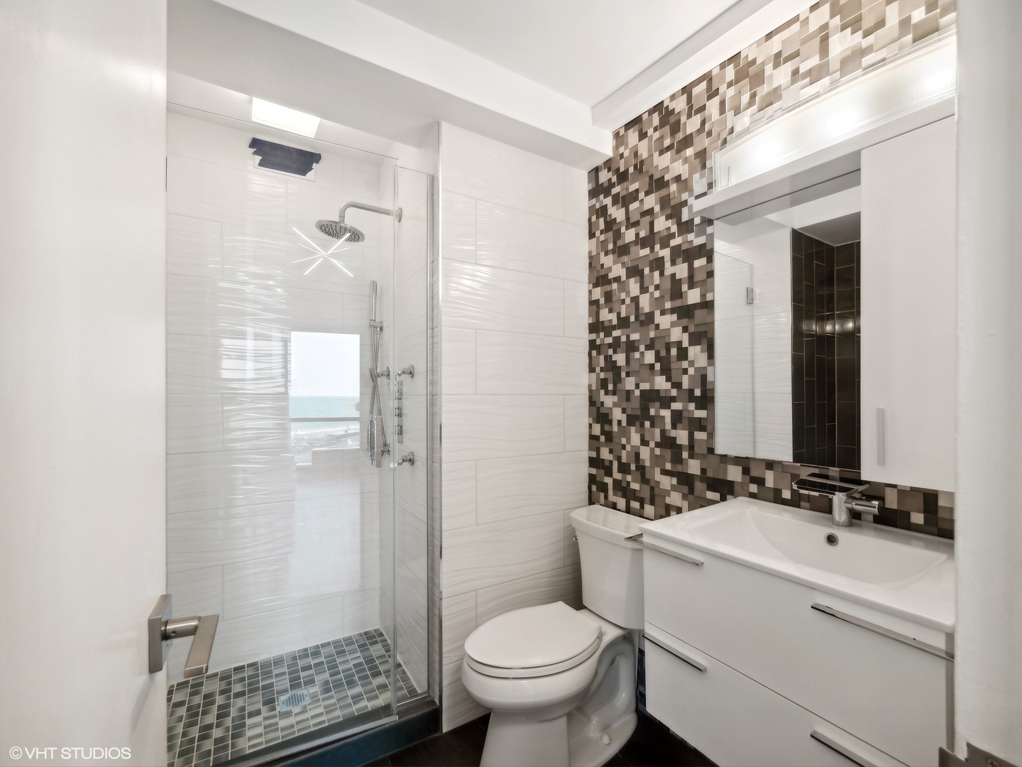 900 N LAKE SHORE Drive Unit: 509