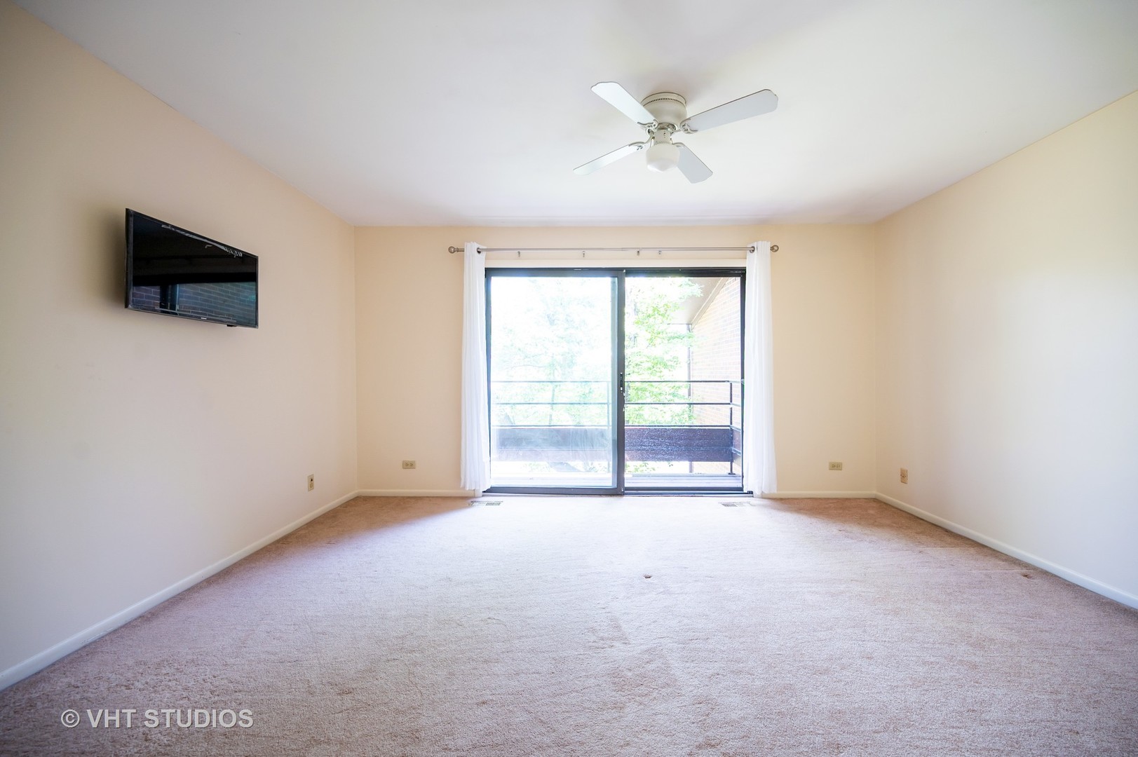 1157 Deerfield Place